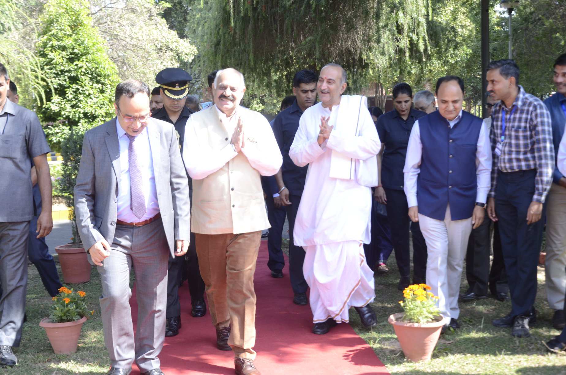 पंजाब के माननीय राज्यपाल एवं चंडीगढ़ (यू.टी.) के प्रशासक श्री वी. पी. बदनौर का सीएसआईआर-आईएमटेक में दौरा