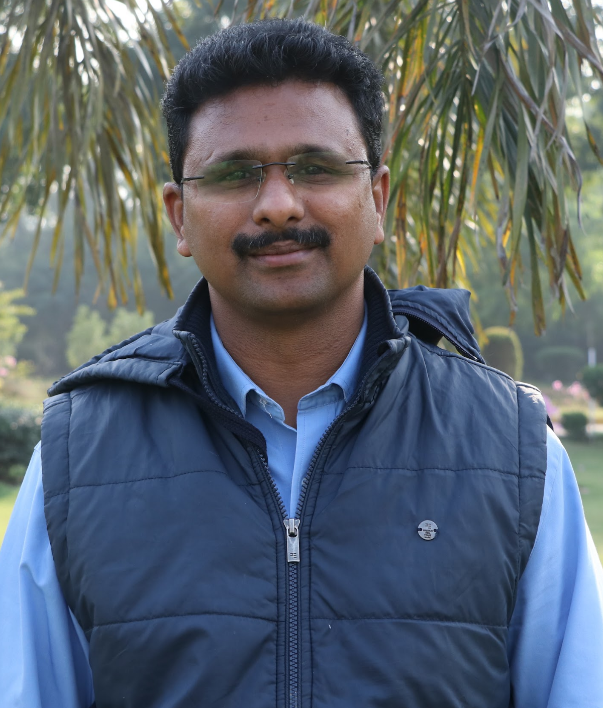 Dr. E. Senthil Prasad